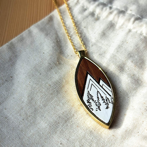 Heidi - Pau Ferro & White