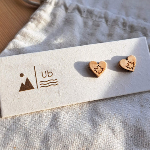 Maple Heart - Outline Maple Leafs