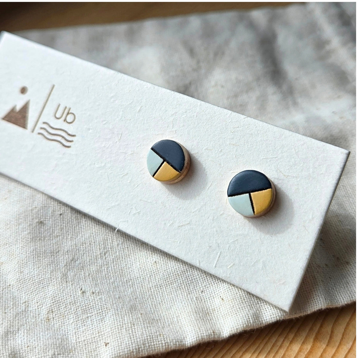 Hannah - Navy & Mustard