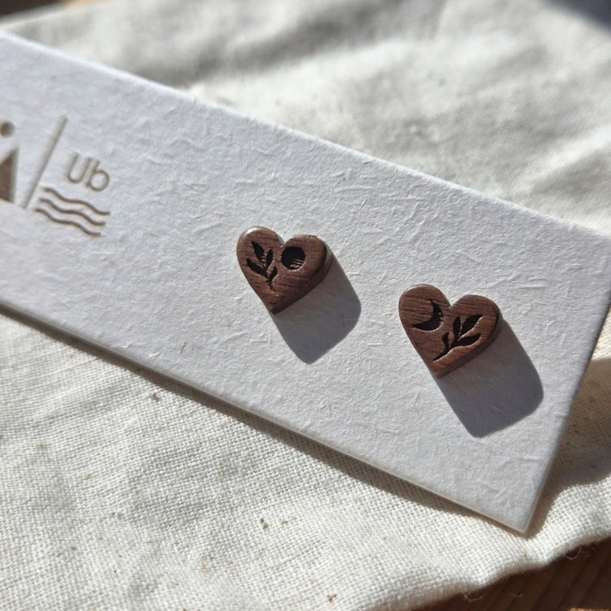 Walnut Hearts - Sun & Moon