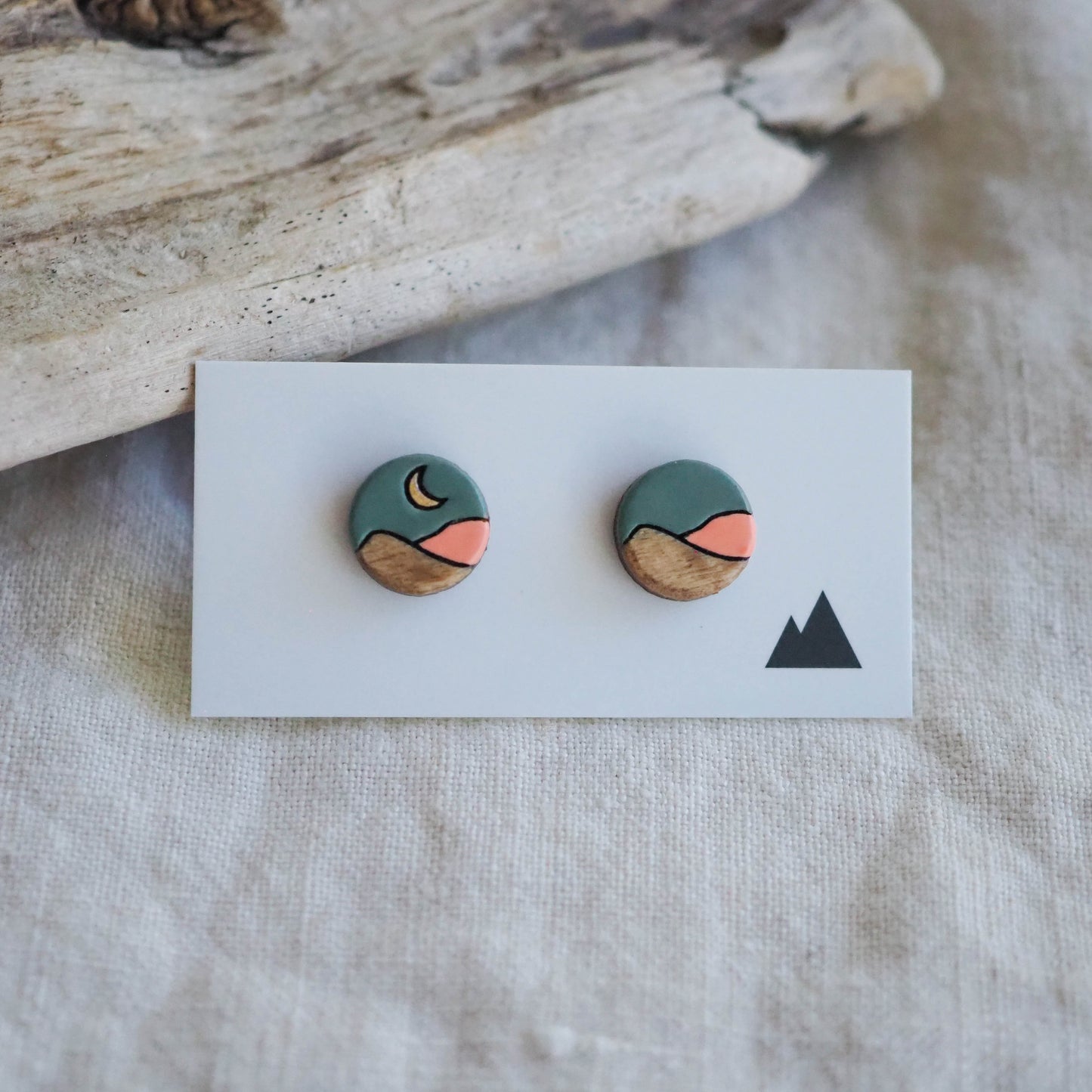 Moonrise Kingdom - Dark Sage & Coral