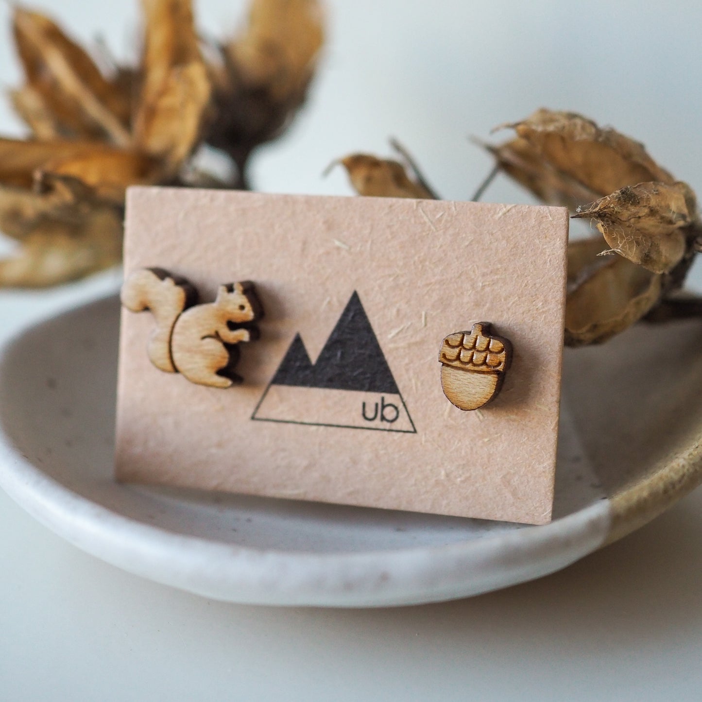 Squirrel & Acorn